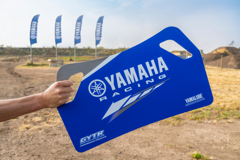 Pitboard Yamaha Racing XL